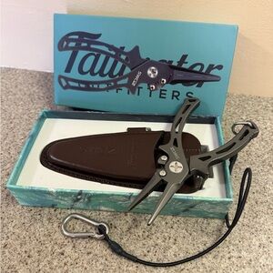 Saltwater Pliers with Black and Silver Finish